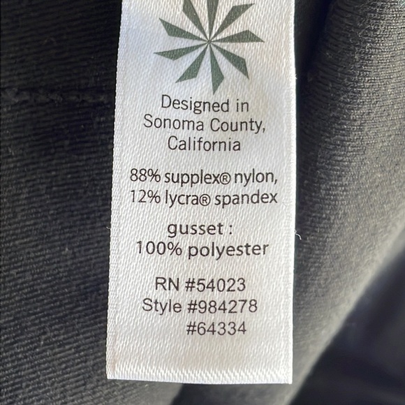 Athleta City Limits Chaturanga Tights Side Stripe - Picture 6 of 7